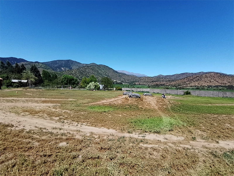 pista-motocross-parcela-hermosa-vista-valle-chada-turbina-paine