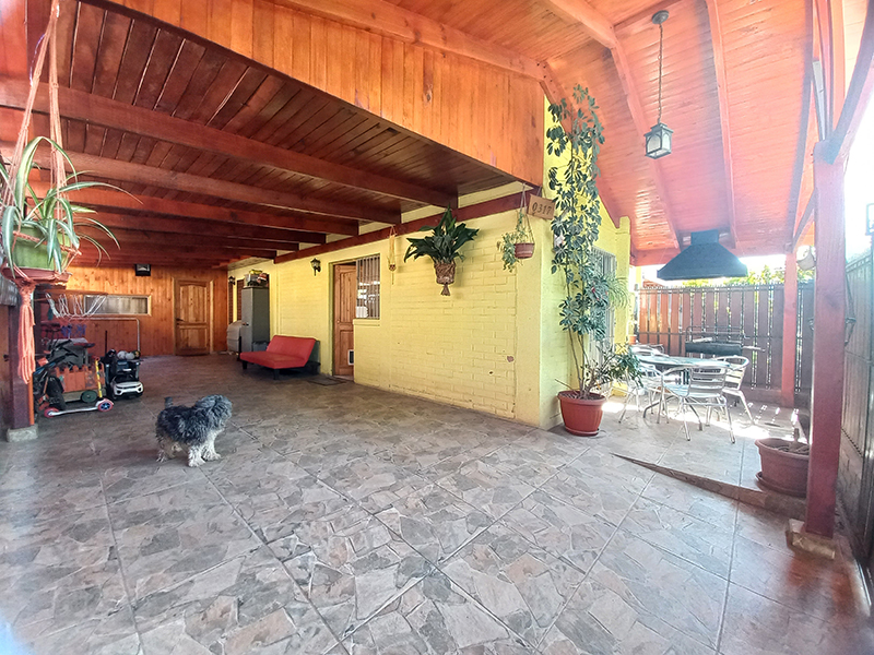 casa-buin-quincho-patio