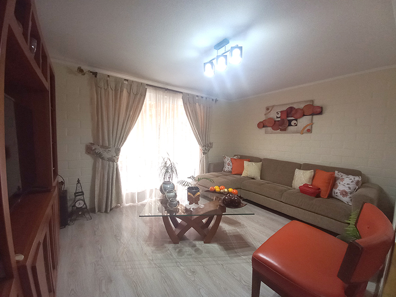 living-comedor-separados-espaciosa-casa-buin-venta